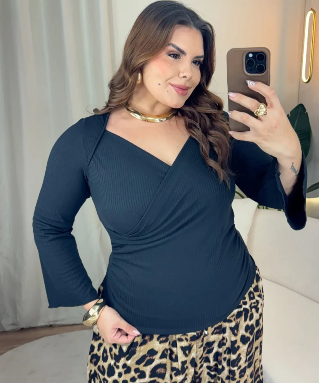 Blusa Plus Lume Decote Transpassado