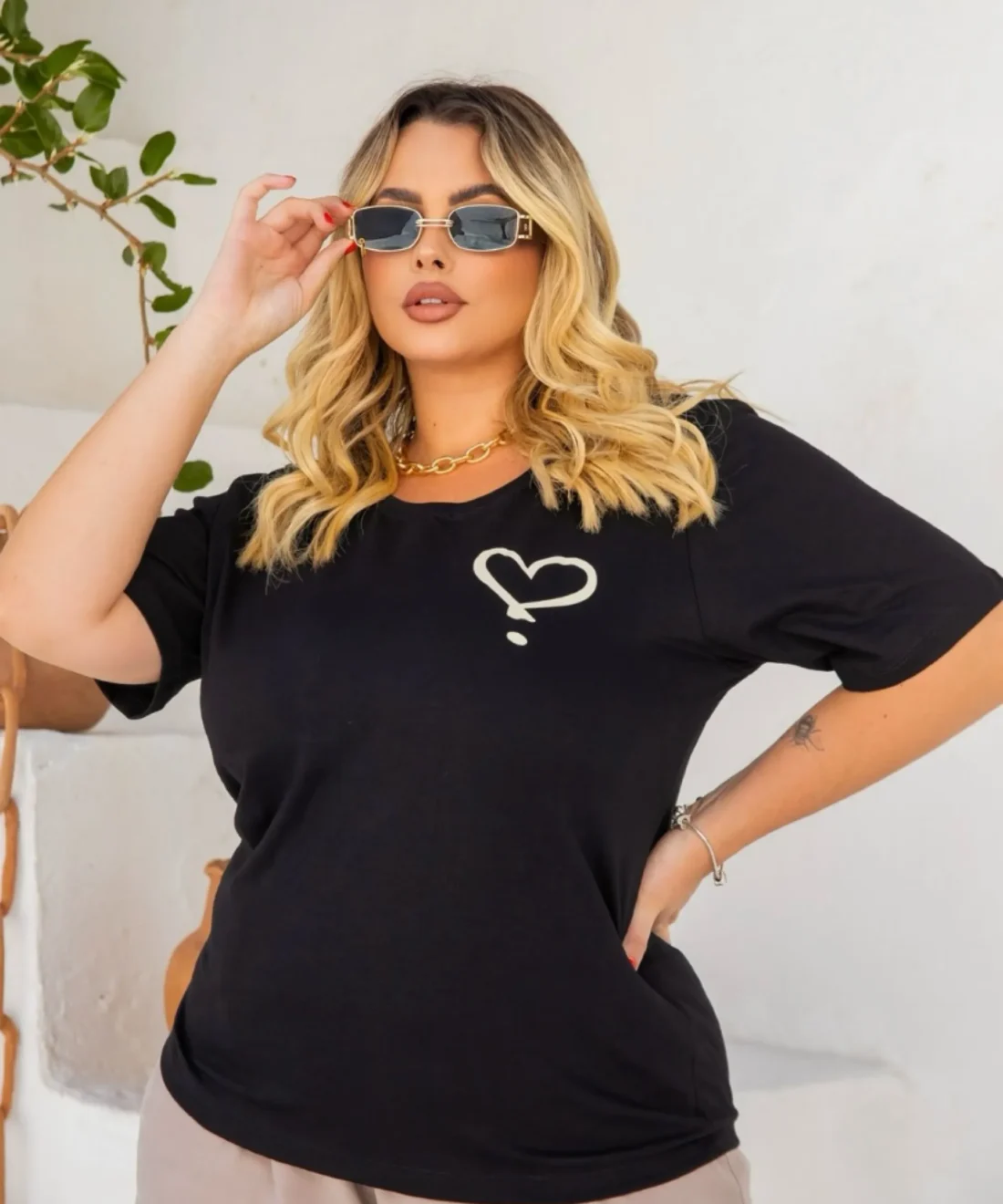 T-shirt Feminina Plus Size New Heart